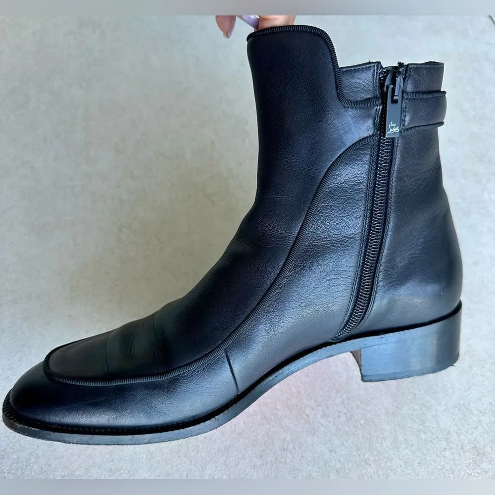 CHRISTIAN LOUBOUTIN Calfskin Ecritoir Black Flat Ankle Boots size 38 - Picture 9 of 12